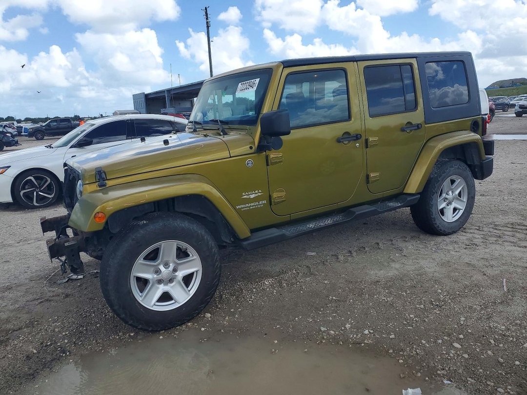 Vue de 2008 JEEP WRANGLER UNLIMITED SAHARA, angle 1