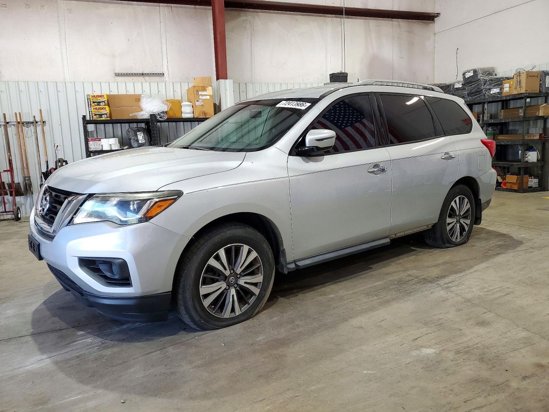 منظر 2017 NISSAN PATHFINDER S، زاوية 1