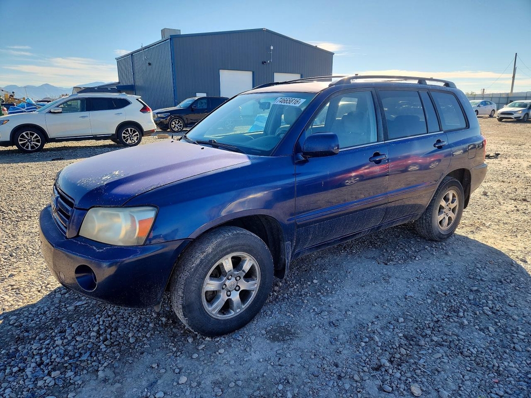 Vista de 2004 TOYOTA HIGHLANDER BASE, ángulo 1