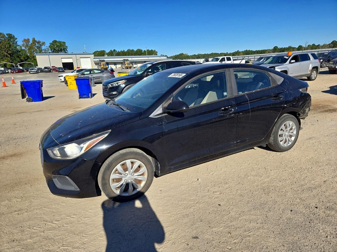 2019 HYUNDAI ACCENT SE view, angle 1