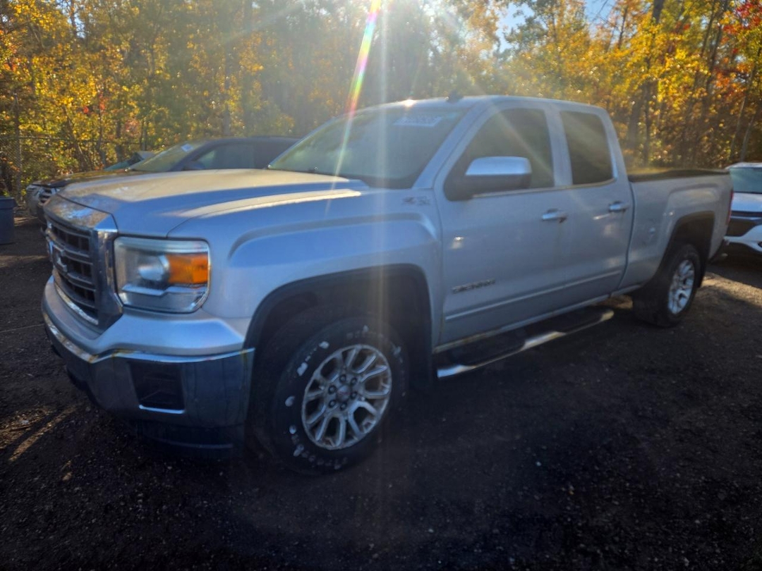 Vista de 2014 GMC SIERRA K1500 SLE, ángulo 1