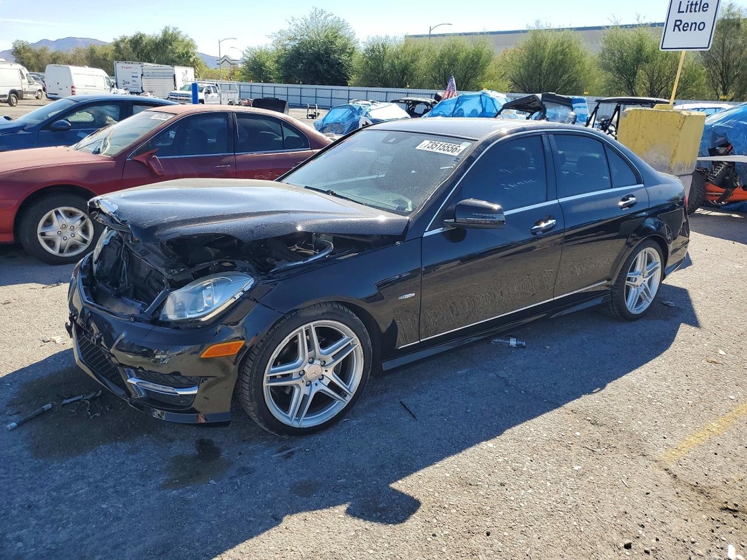 Vista de 2012 MERCEDES-BENZ C 250, ángulo 1