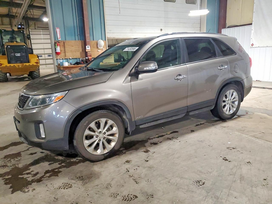 Вид 2015 KIA SORENTO EX, угол 1