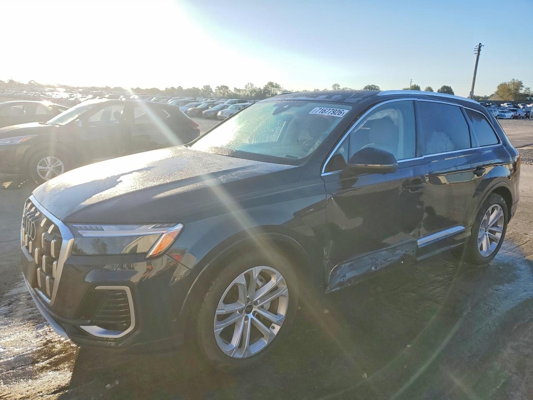 Вид 2025 AUDI Q7 PRESTIGE, угол 1
