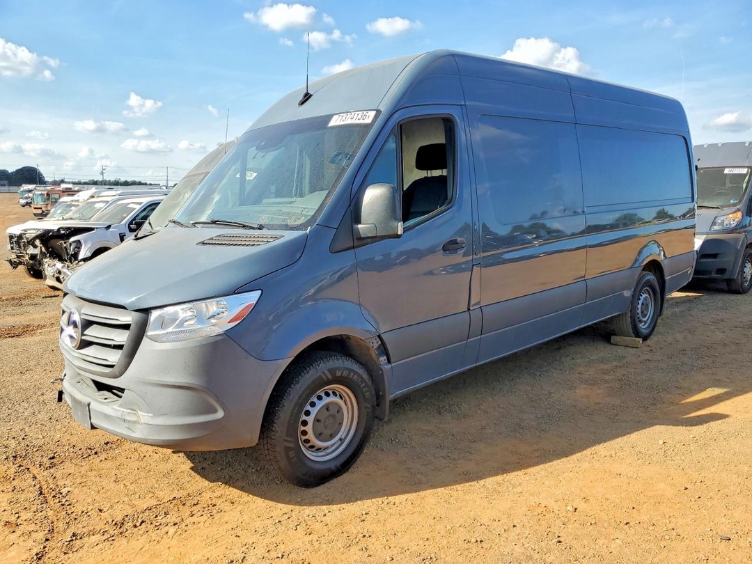 Вид 2021 MERCEDES-BENZ SPRINTER 2500 DELIVERY VAN, угол 1