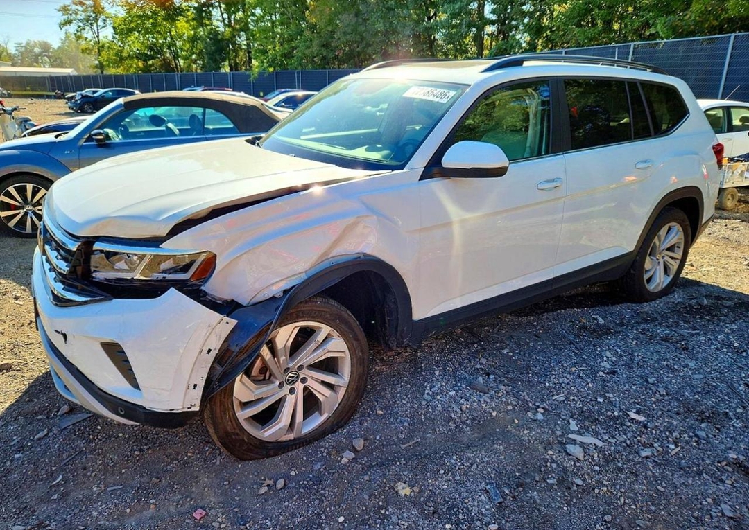 Vue de 2022 VOLKSWAGEN ATLAS SE, angle 1