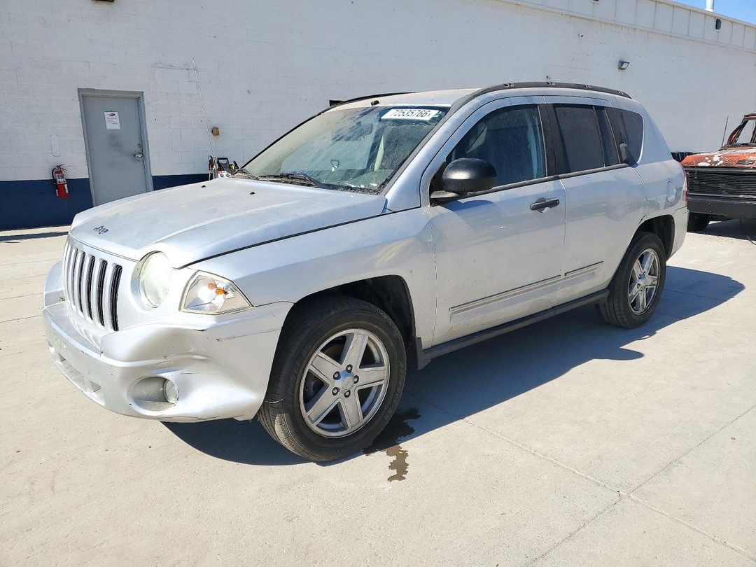 Vue de 2009 JEEP COMPASS SPORT, angle 1