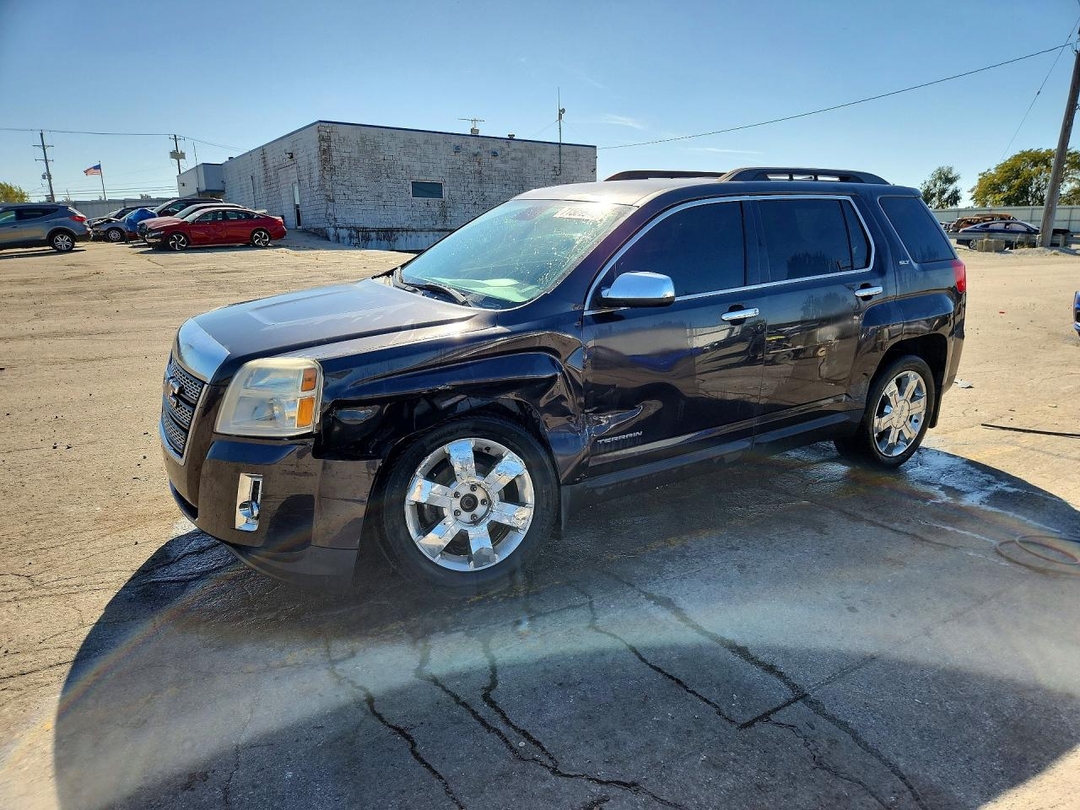 منظر 2014 GMC TERRAIN SLT، زاوية 1