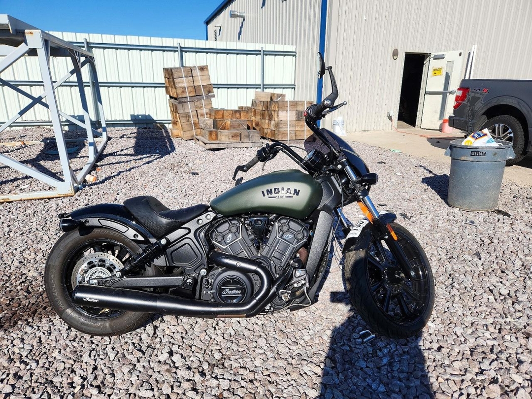 Vue de 2023 INDIAN MOTORCYCLE CO. SCOUT ROGUE ABS, angle 1