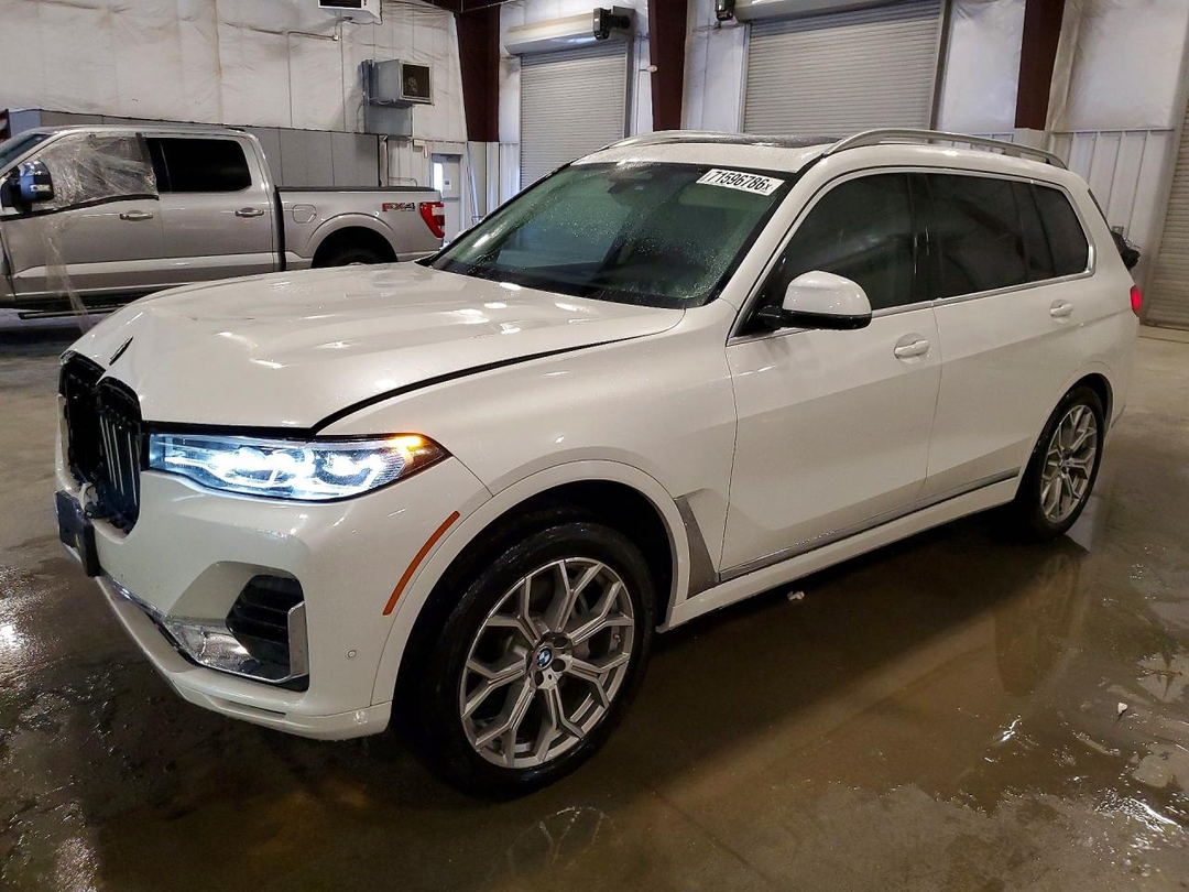 Vista de 2019 BMW X7 XDRIVE40I, ángulo 1