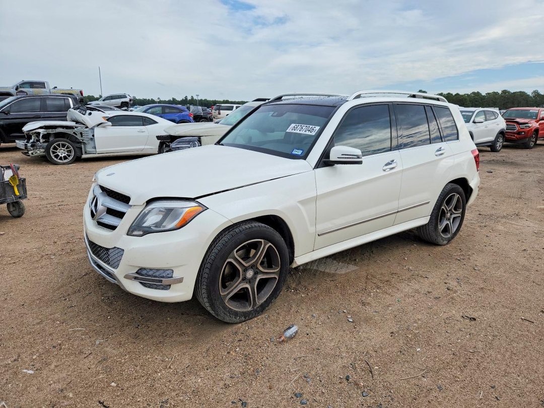 منظر 2013 MERCEDES-BENZ GLK 250 BLUETEC، زاوية 1