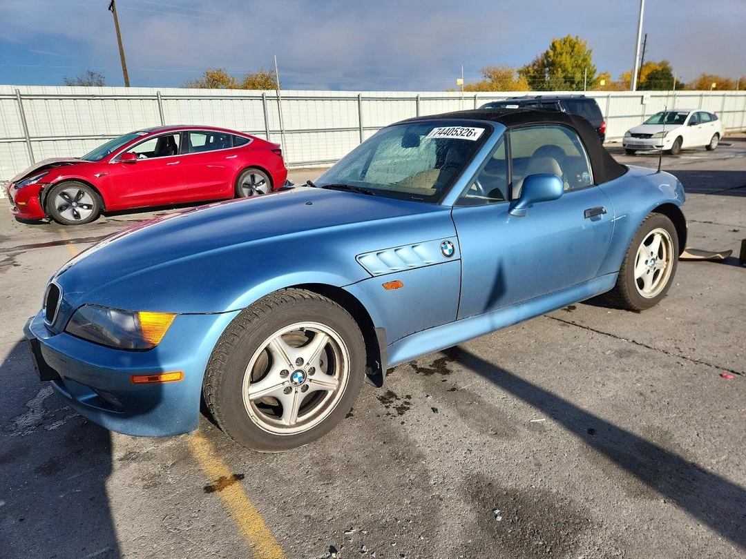Vedere 1996 BMW Z3 1.9, unghi 1