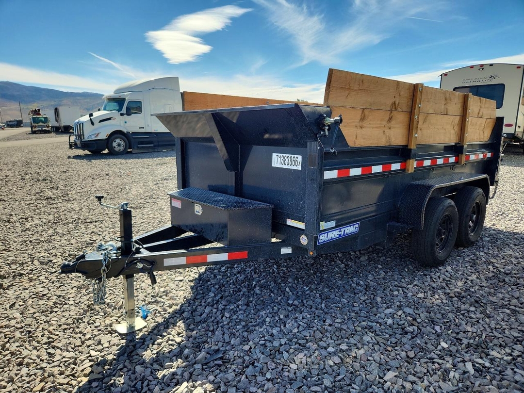 Vue de 2026 SURE TRAC ST7212D1R-B-100 DUMP TRAILER, angle 1