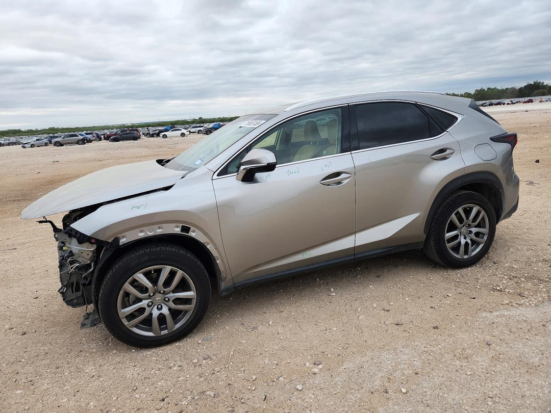 Вид 2016 LEXUS NX 200T BASE, угол 1