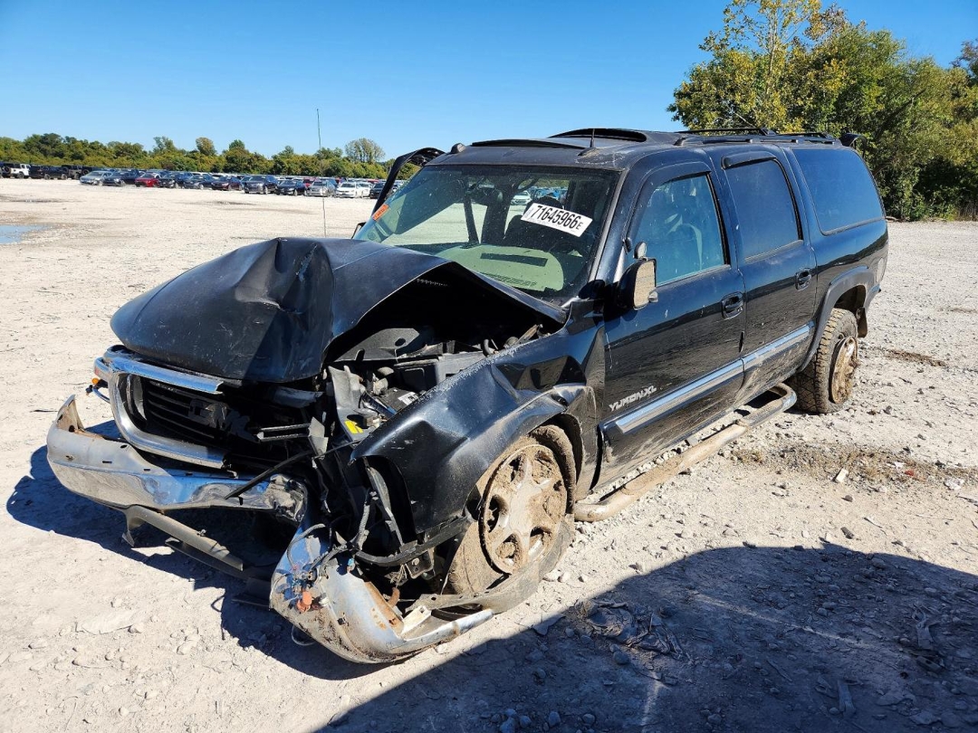 Vue de 2004 GMC YUKON XL K1500, angle 1