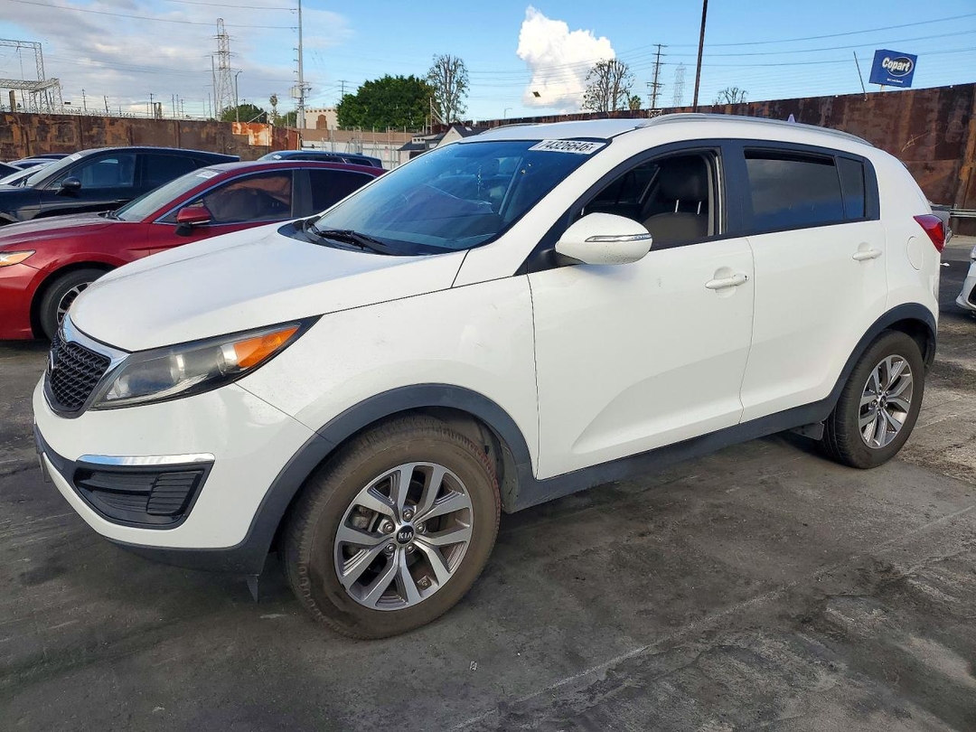 Вид 2015 KIA SPORTAGE LX, угол 1