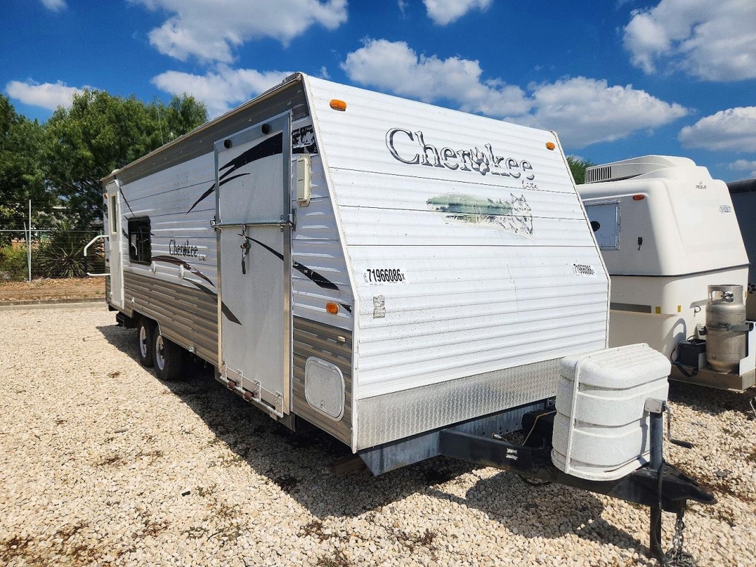 منظر 2008 FOREST RIVER CHEROKEE CAMPER، زاوية 1