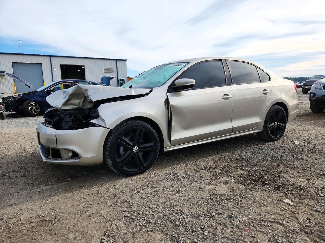 منظر 2012 VOLKSWAGEN JETTA SE، زاوية 1