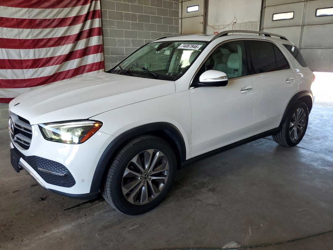 Vue de 2020 MERCEDES-BENZ GLE 350 4MATIC, angle 1