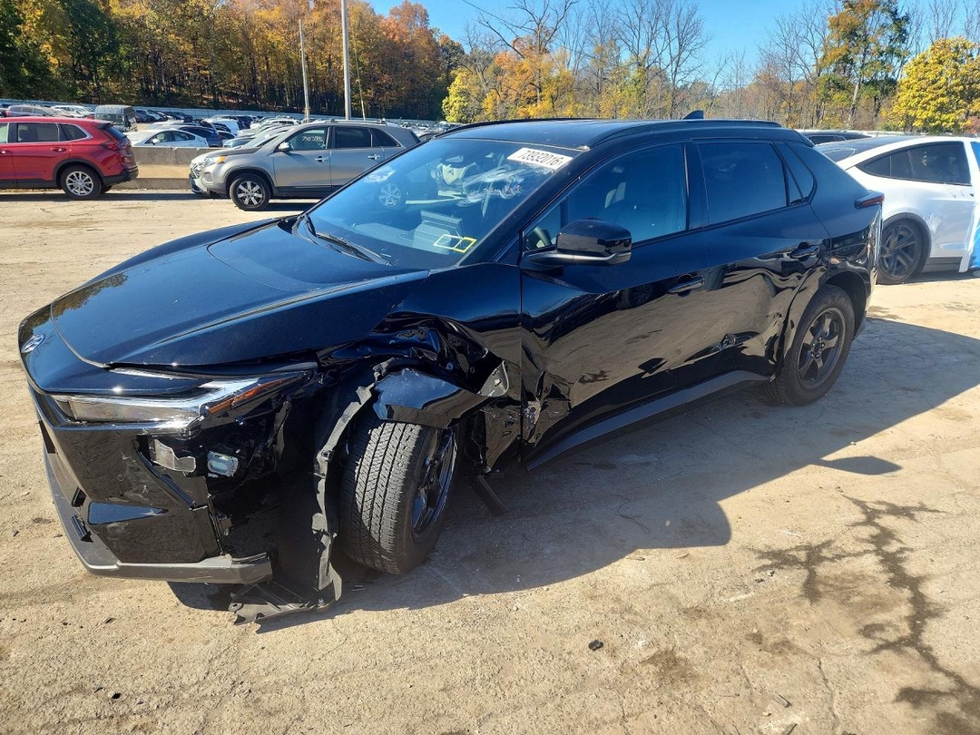 منظر 2026 TOYOTA BZ XLE PLUS، زاوية 1