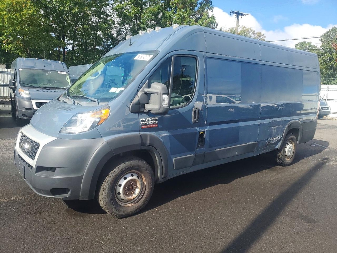 Vue de 2020 RAM PROMASTER 3500 VF DELIVERY VAN, angle 1