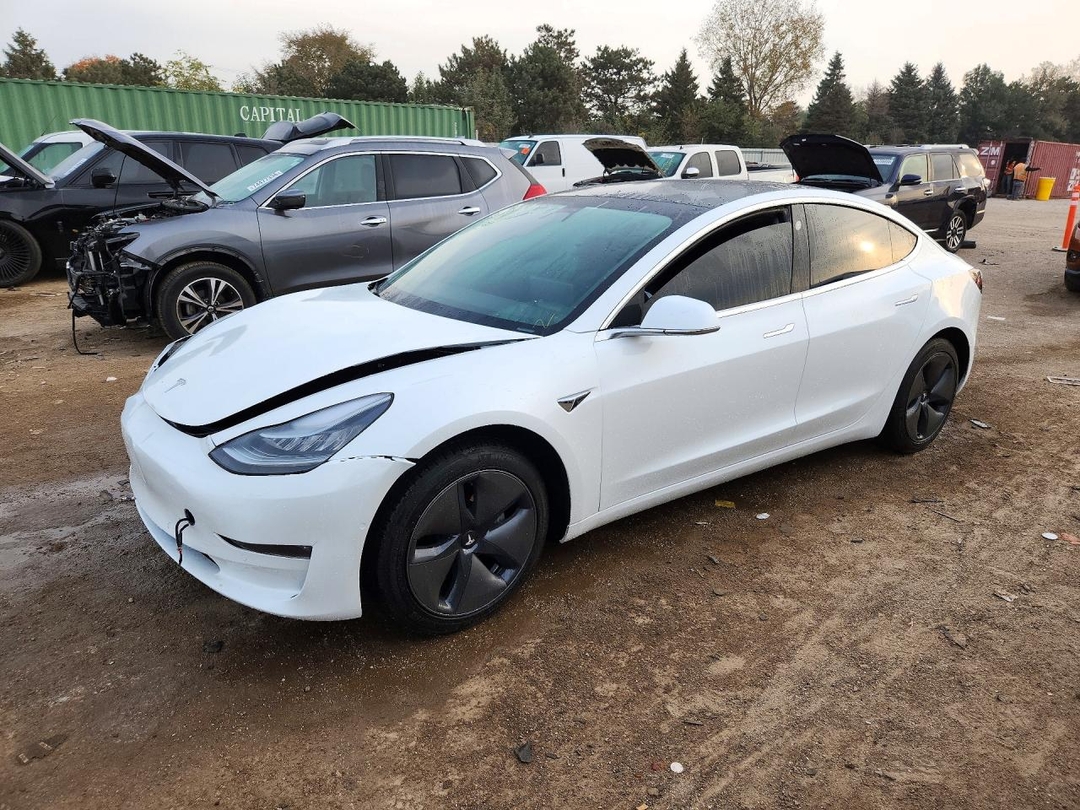 Vista de 2019 TESLA MODEL 3, ángulo 1