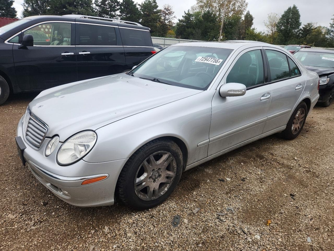 Vista de 2005 MERCEDES-BENZ E 320 CDI, ángulo 1