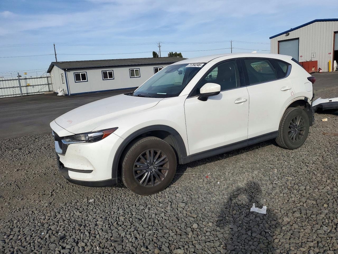 Vue de 2019 MAZDA CX-5 SPORT, angle 1