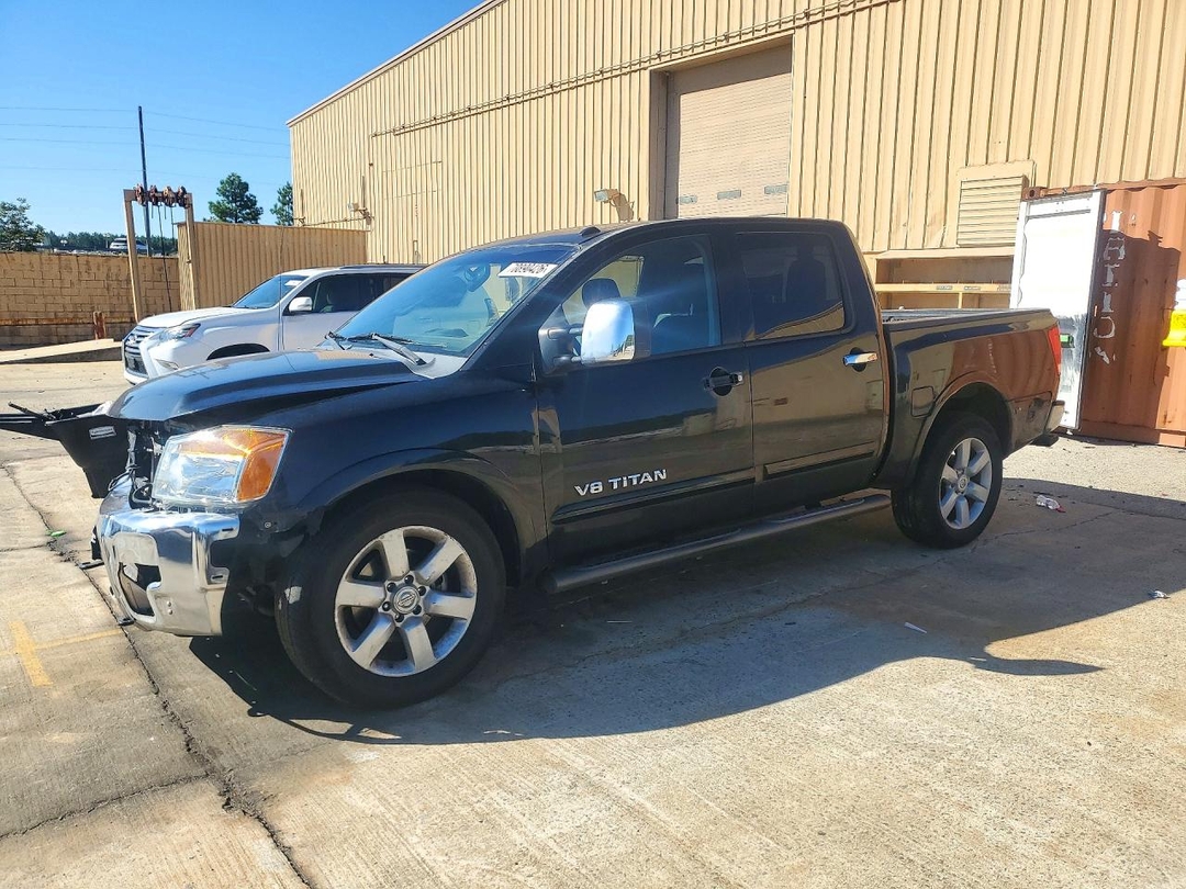 منظر 2012 NISSAN TITAN SV، زاوية 1
