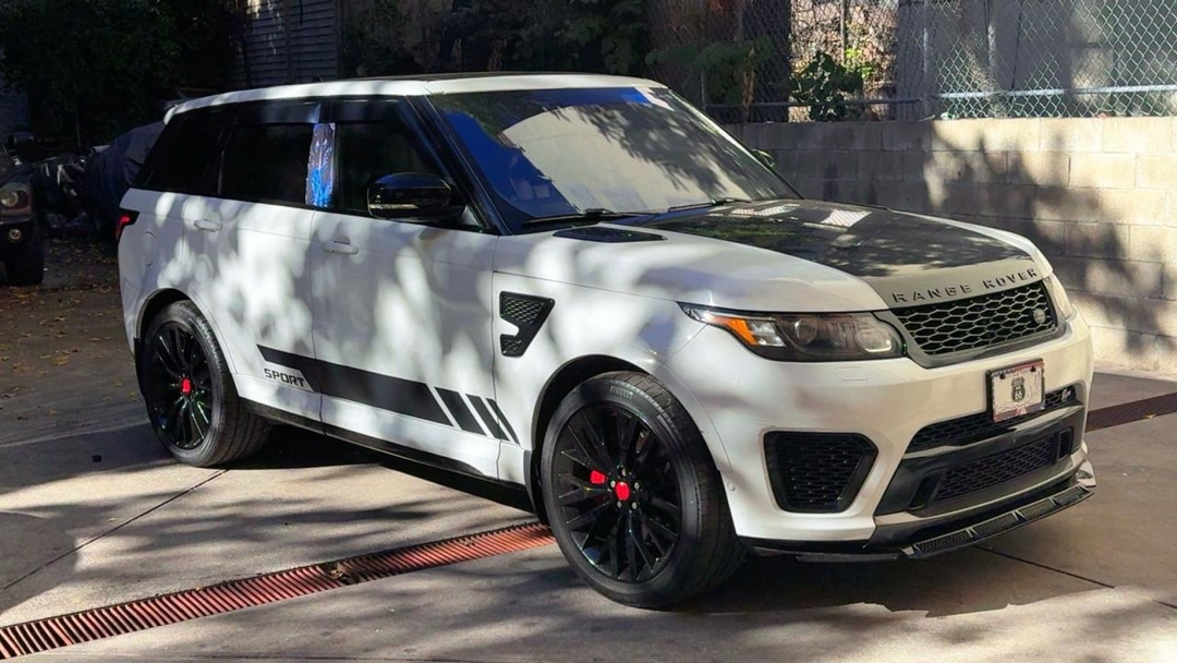 منظر 2016 LAND ROVER RANGE ROVER SPORT SVR، زاوية 1