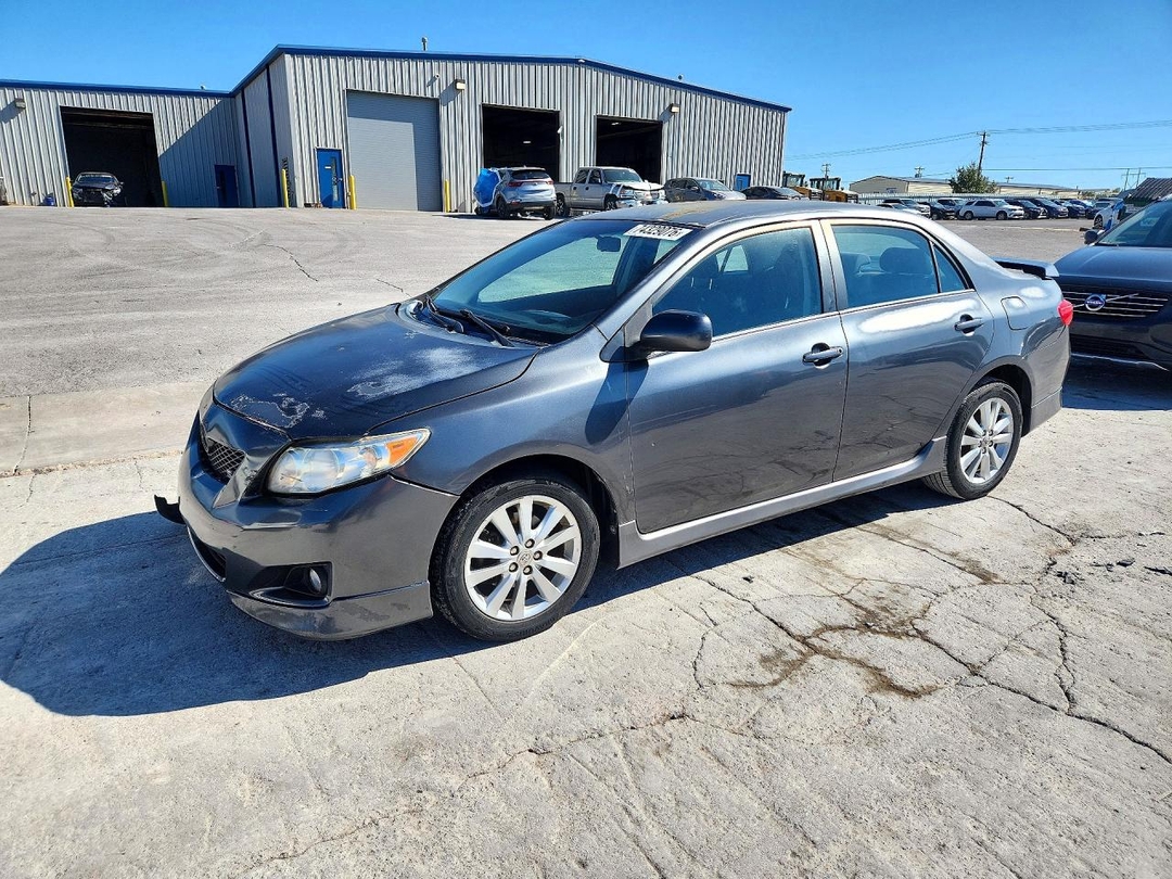 Vue de 2010 TOYOTA COROLLA S, angle 1