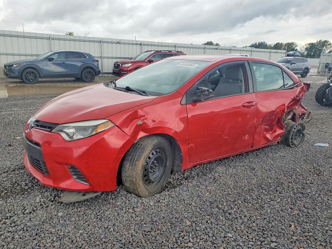 Vista de 2016 TOYOTA COROLLA LE, ángulo 1
