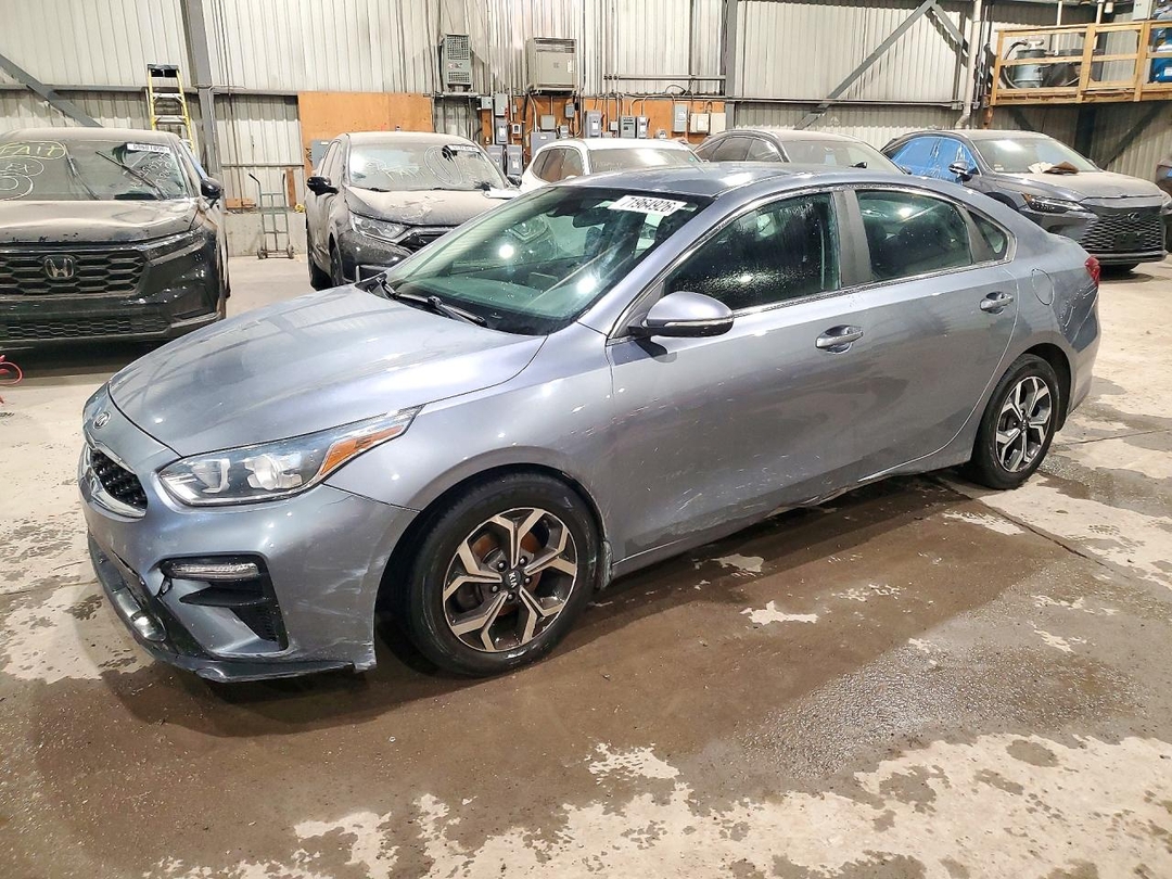 منظر 2020 KIA FORTE EX، زاوية 1