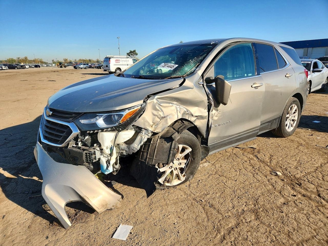 Vue de 2018 CHEVROLET EQUINOX LT, angle 1