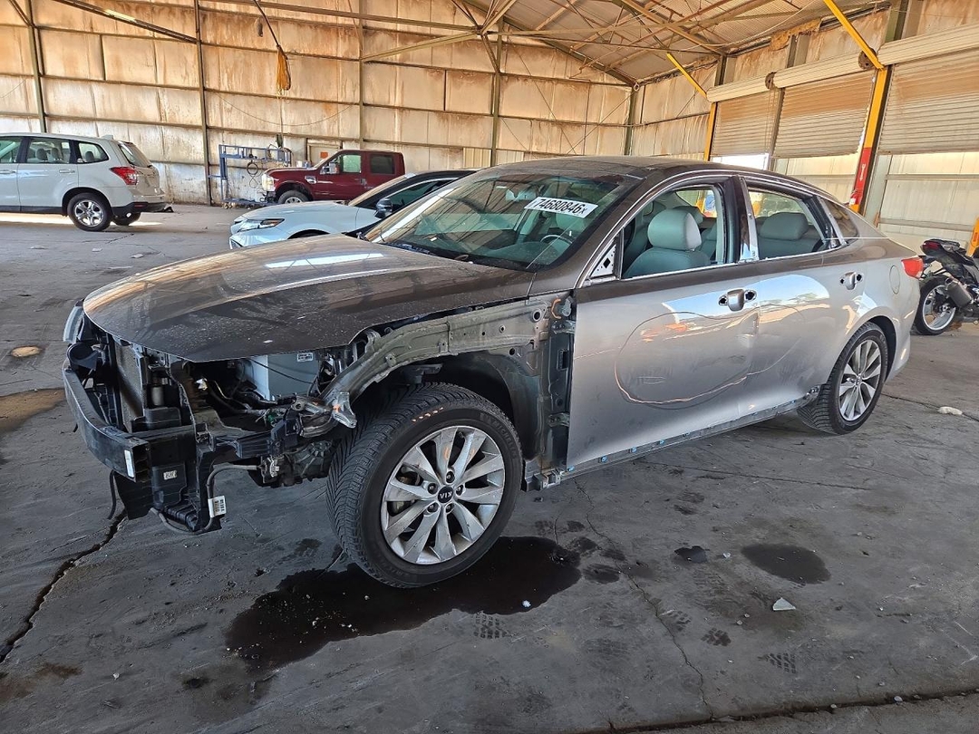 منظر 2016 KIA OPTIMA EX، زاوية 1