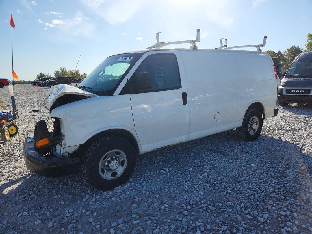 Vedere 2016 CHEVROLET EXPRESS G2500, unghi 1
