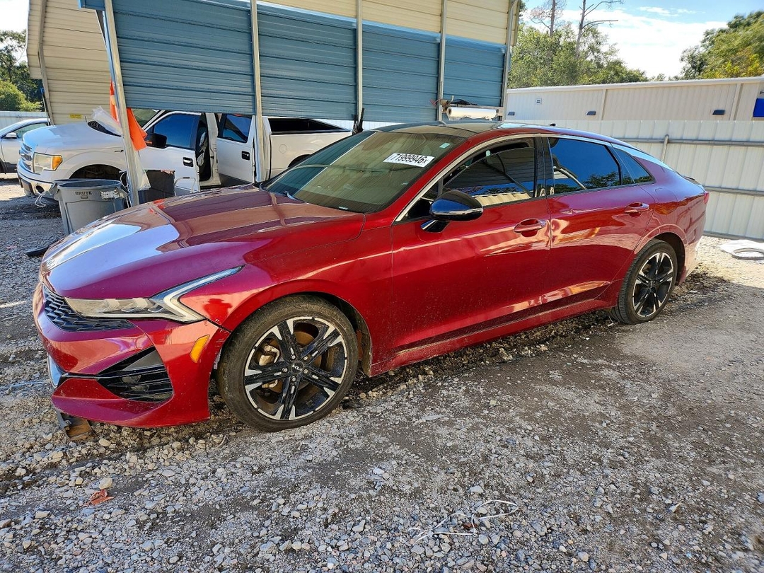 منظر 2022 KIA K5 GT LINE، زاوية 1