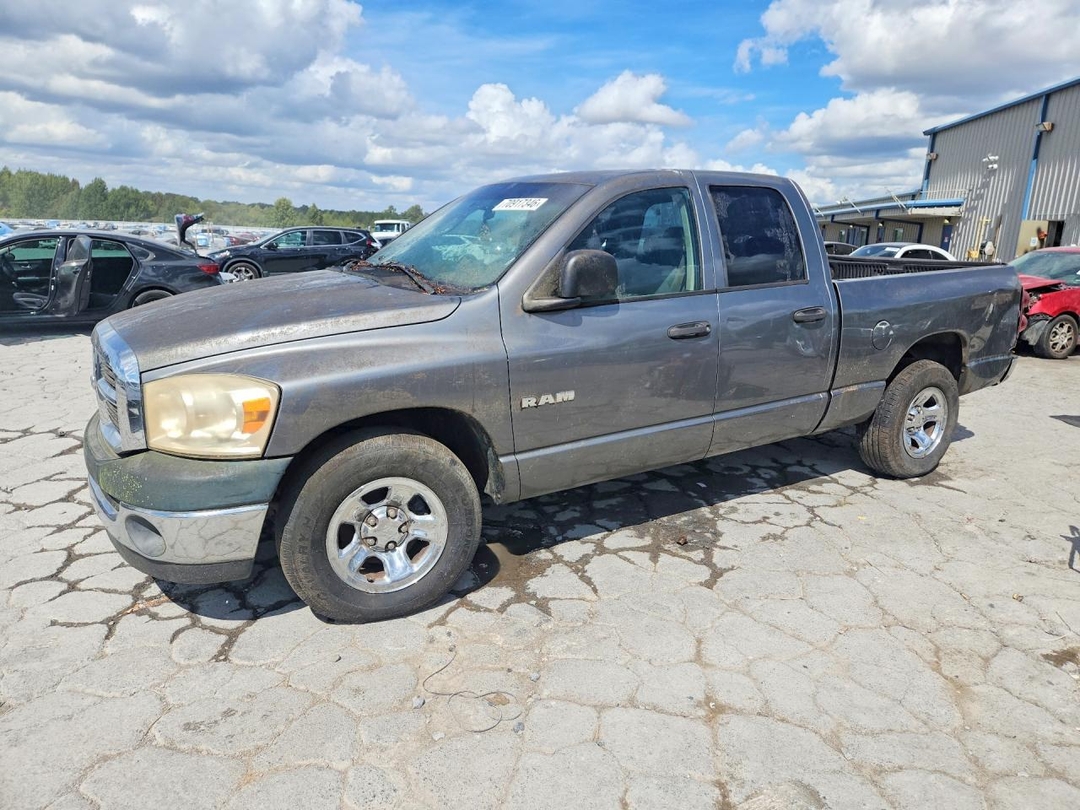 Vue de 2008 DODGE RAM 1500 ST, angle 1