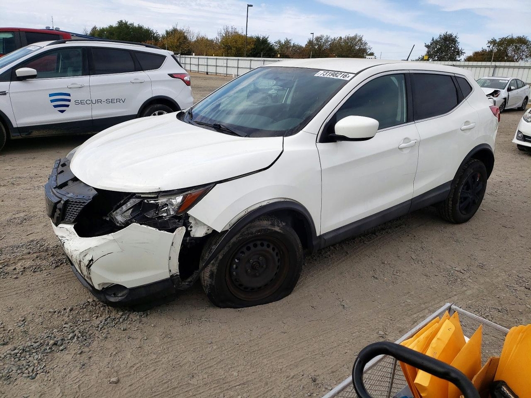 Вид 2018 NISSAN ROGUE SPORT S, угол 1
