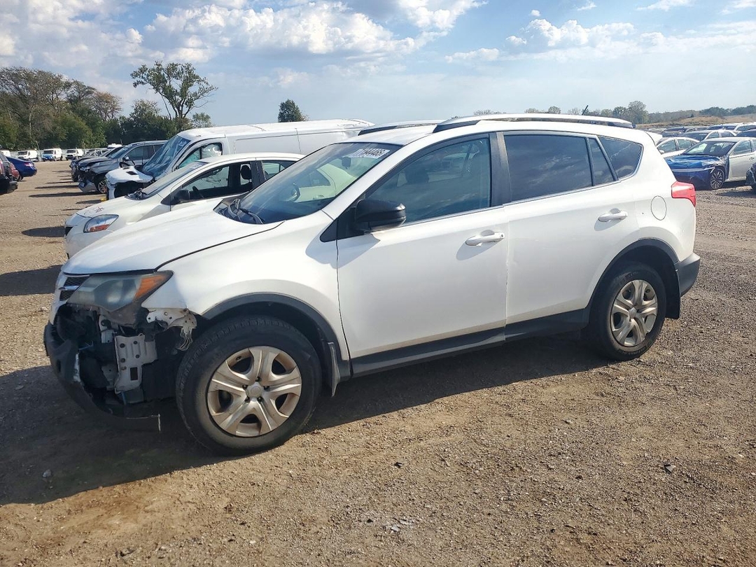 Vista de 2014 TOYOTA RAV4 LE, ángulo 1