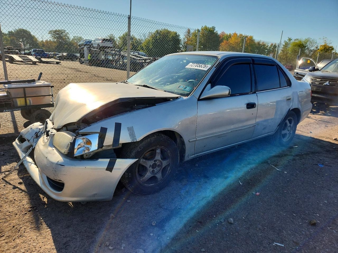 Vue de 2002 TOYOTA COROLLA LE, angle 1