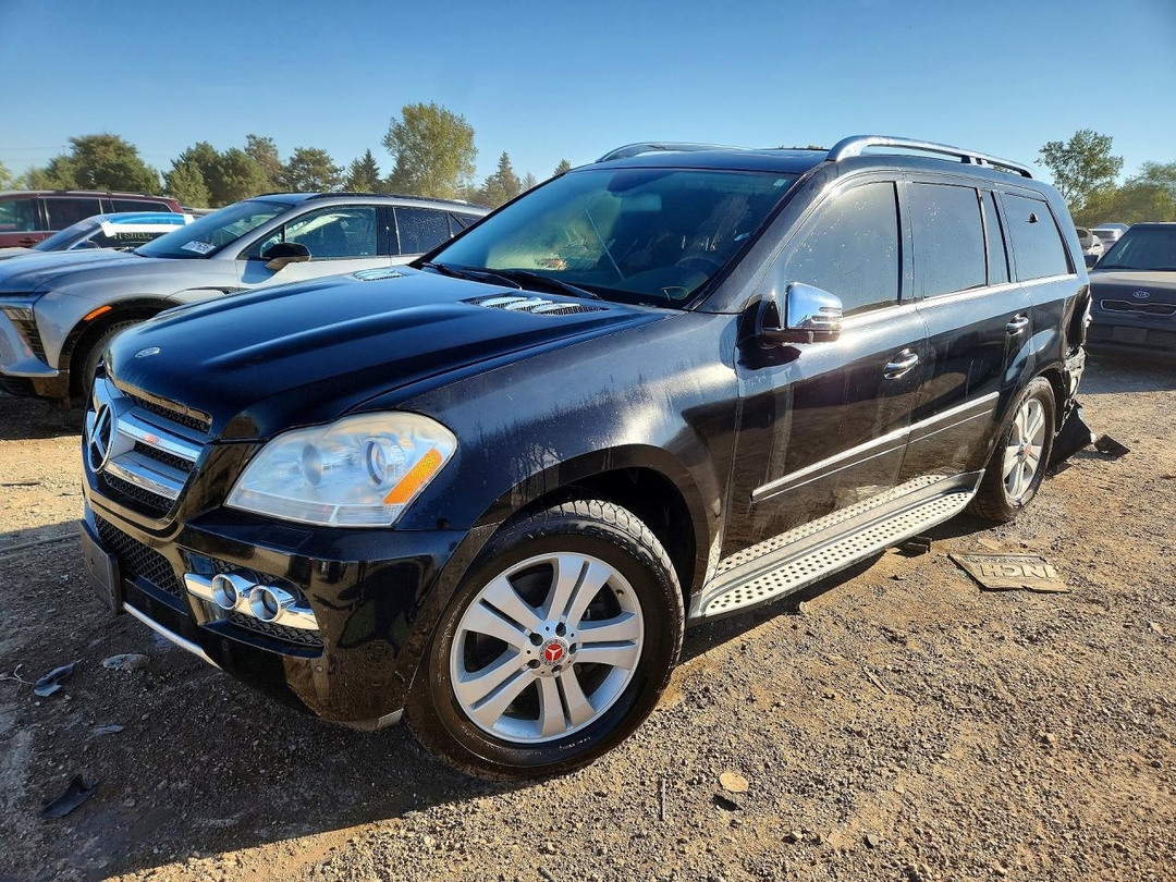 منظر 2011 MERCEDES-BENZ GL 450 4MATIC، زاوية 1
