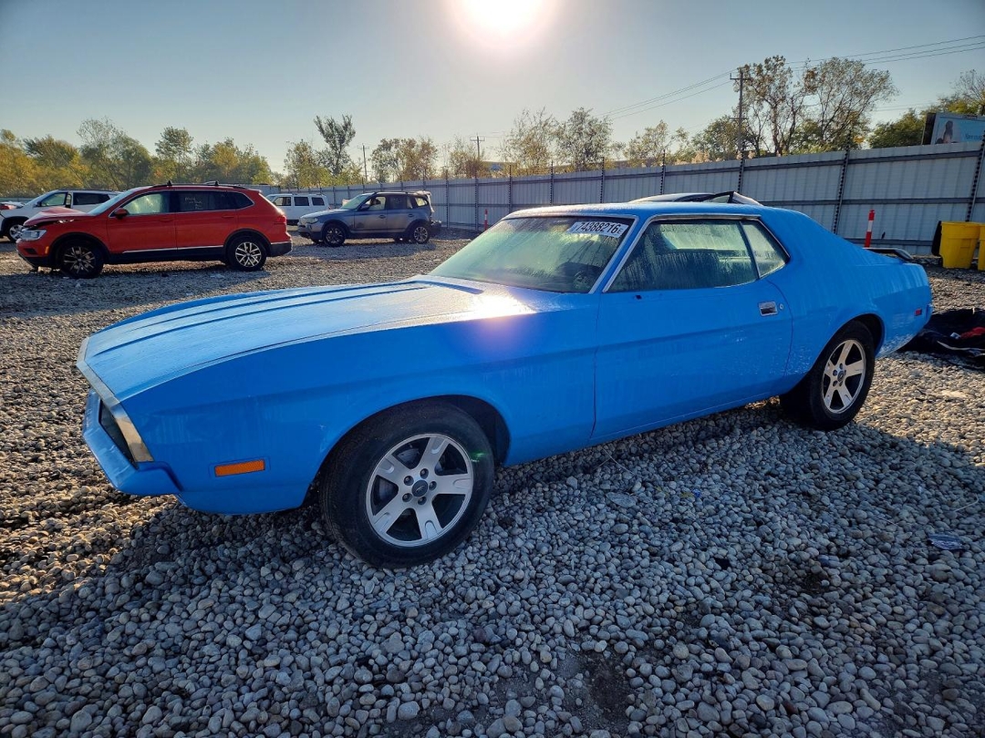 Vue de 1971 FORD MUSTANG, angle 1