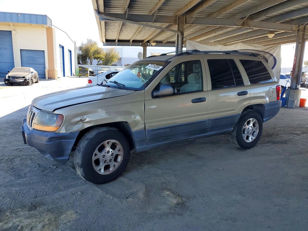 منظر 2001 JEEP GRAND CHEROKEE LAREDO، زاوية 1