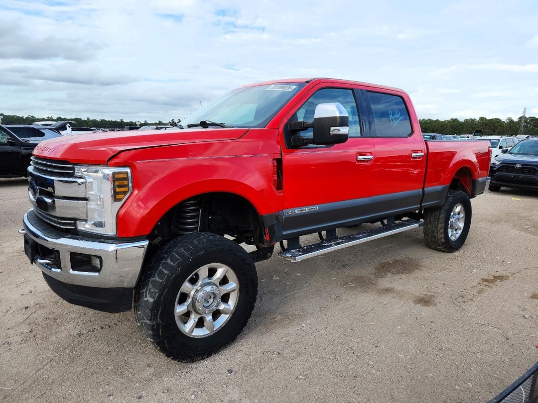 Вид 2019 FORD F250 SUPER DUTY, угол 1