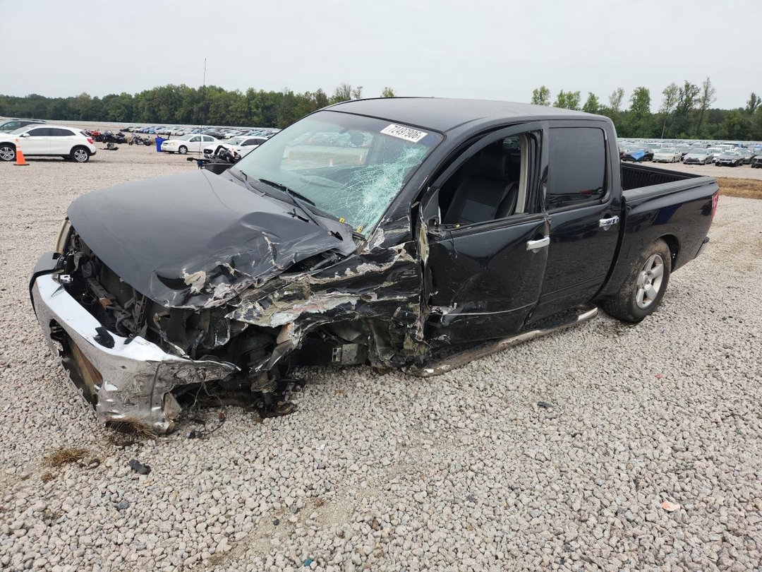 Vue de 2006 NISSAN TITAN XE FFV, angle 1