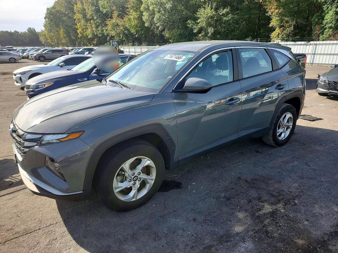 Vue de 2024 HYUNDAI TUCSON SE, angle 1