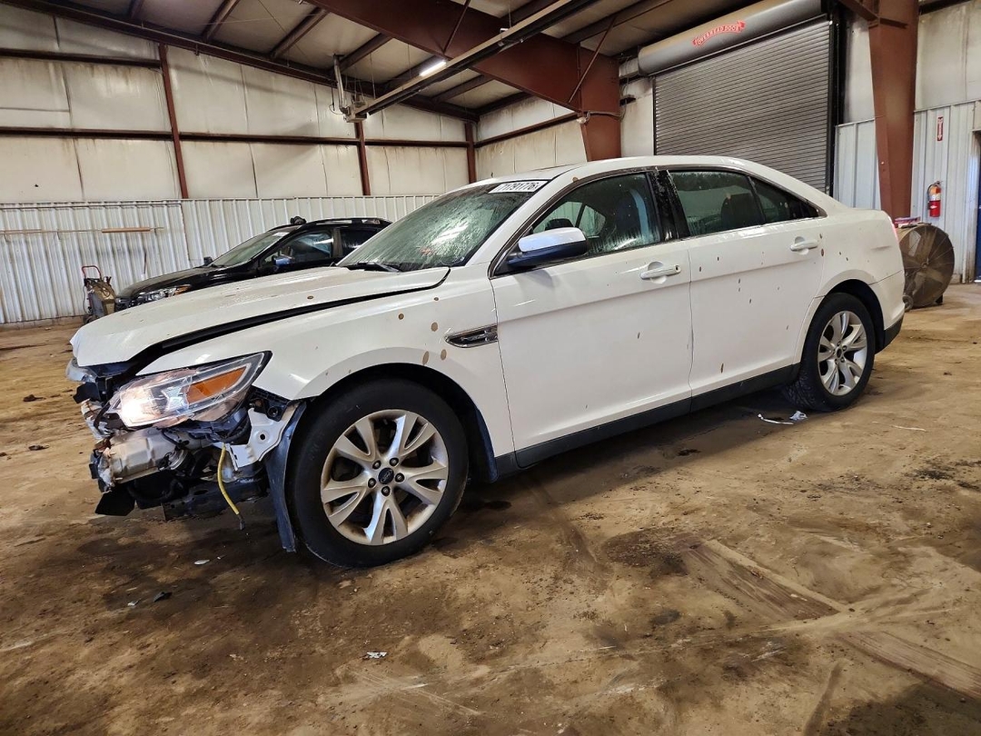 Vista de 2011 FORD TAURUS SEL, ángulo 1
