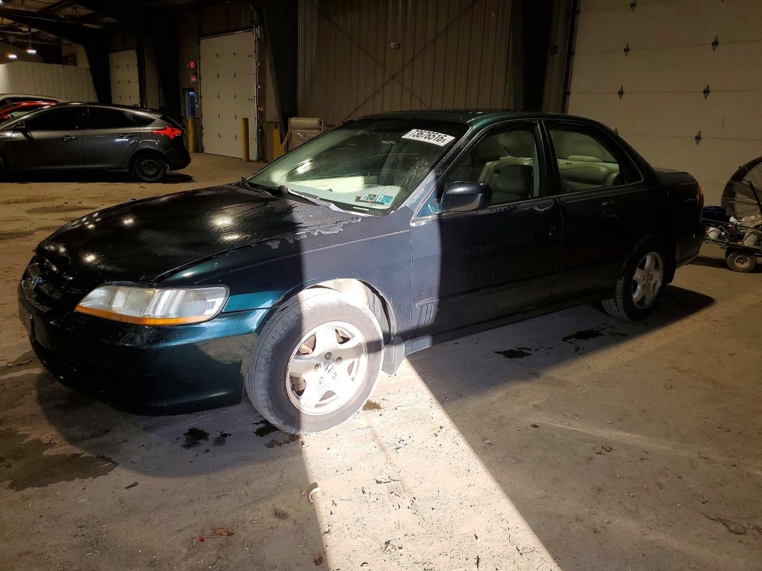 Vue de 2000 HONDA ACCORD EX, angle 1