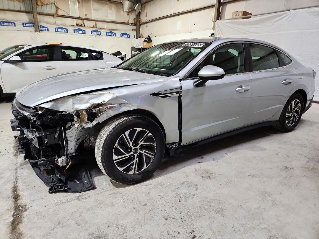 منظر 2026 HYUNDAI SONATA HYBRID BLUE، زاوية 1